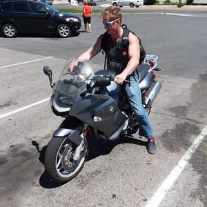 Meet your Posher, Richard